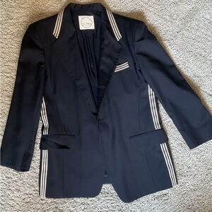 Et Vous navy blue blazer French women’s Med cream stripe